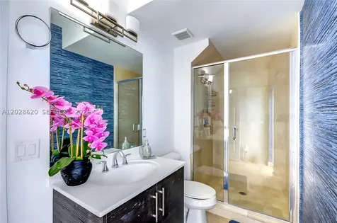 10555 NW 69th Terrace Doral FL 33178