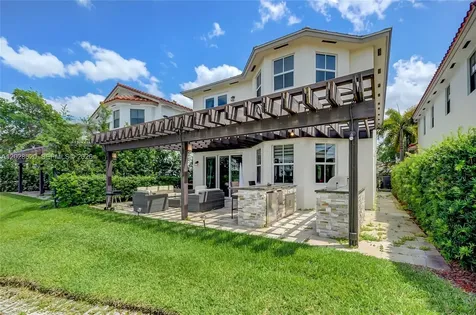 10555 NW 69th Terrace Doral FL 33178