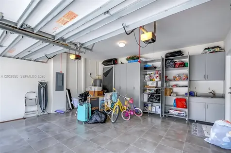 10555 NW 69th Terrace Doral FL 33178