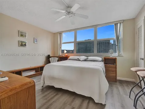 3113 S Ocean Drive Hallandale Beach FL 33009