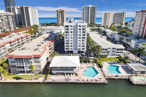 3113 S Ocean Drive Hallandale Beach FL 33009