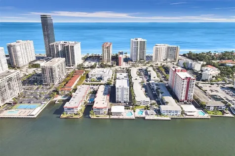 3113 S Ocean Drive Hallandale Beach FL 33009