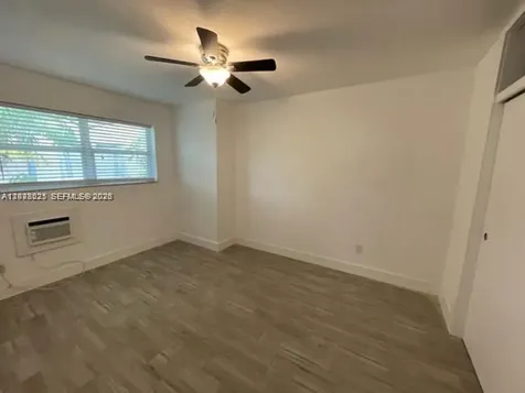 2048 NE 168th Street North Miami Beach FL 33162