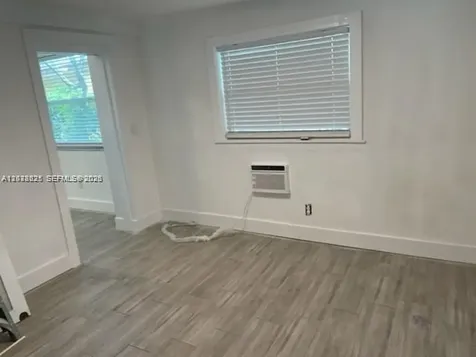 2048 NE 168th Street North Miami Beach FL 33162