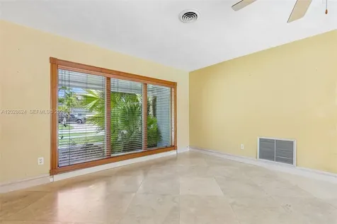 14401 SW 98 Court Miami FL 33176