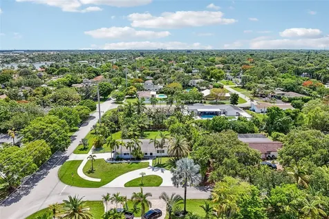 14401 SW 98 Court Miami FL 33176