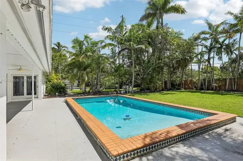 14401 SW 98 Court Miami FL 33176