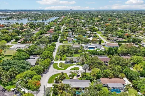 14401 SW 98 Court Miami FL 33176