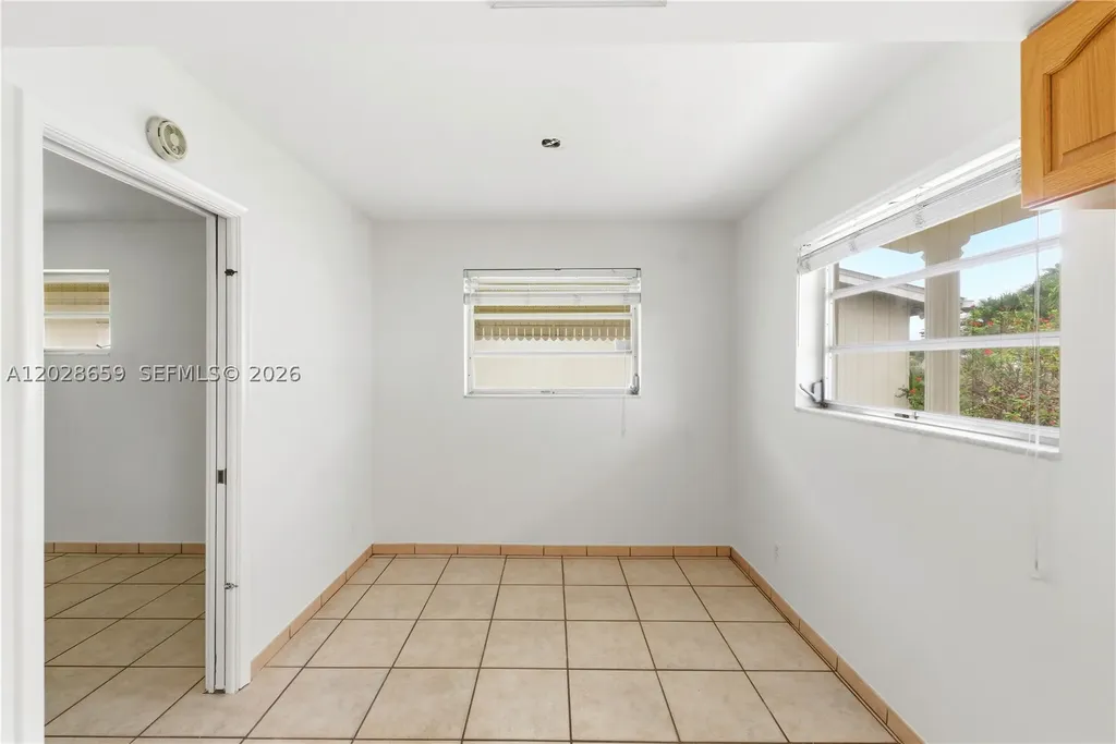 2210 N 52nd Avenue Hollywood FL 33021