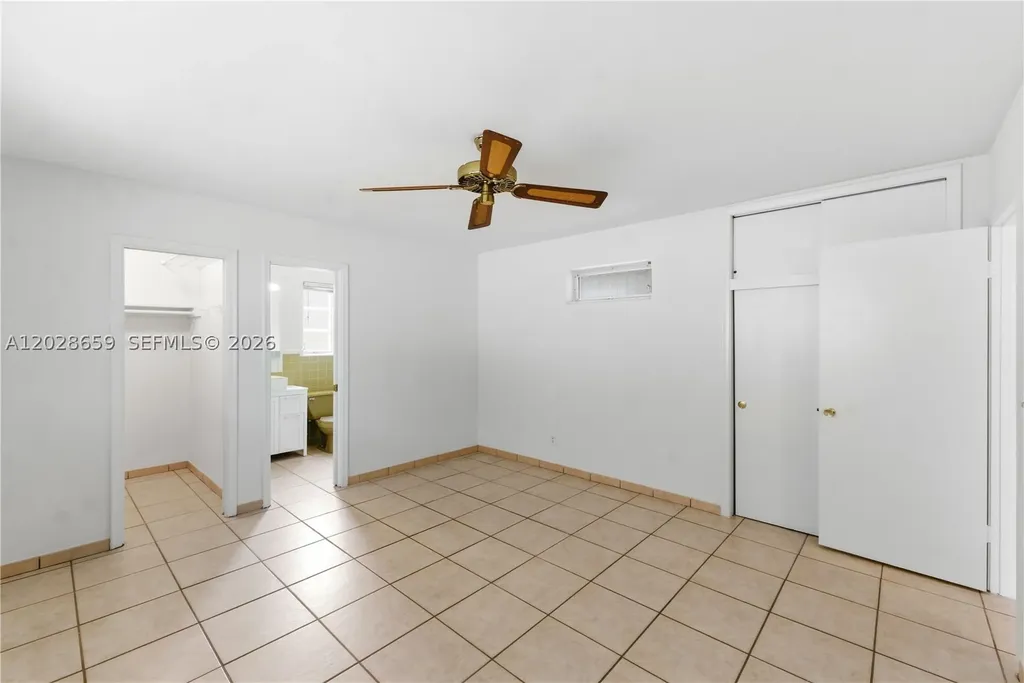 2210 N 52nd Avenue Hollywood FL 33021