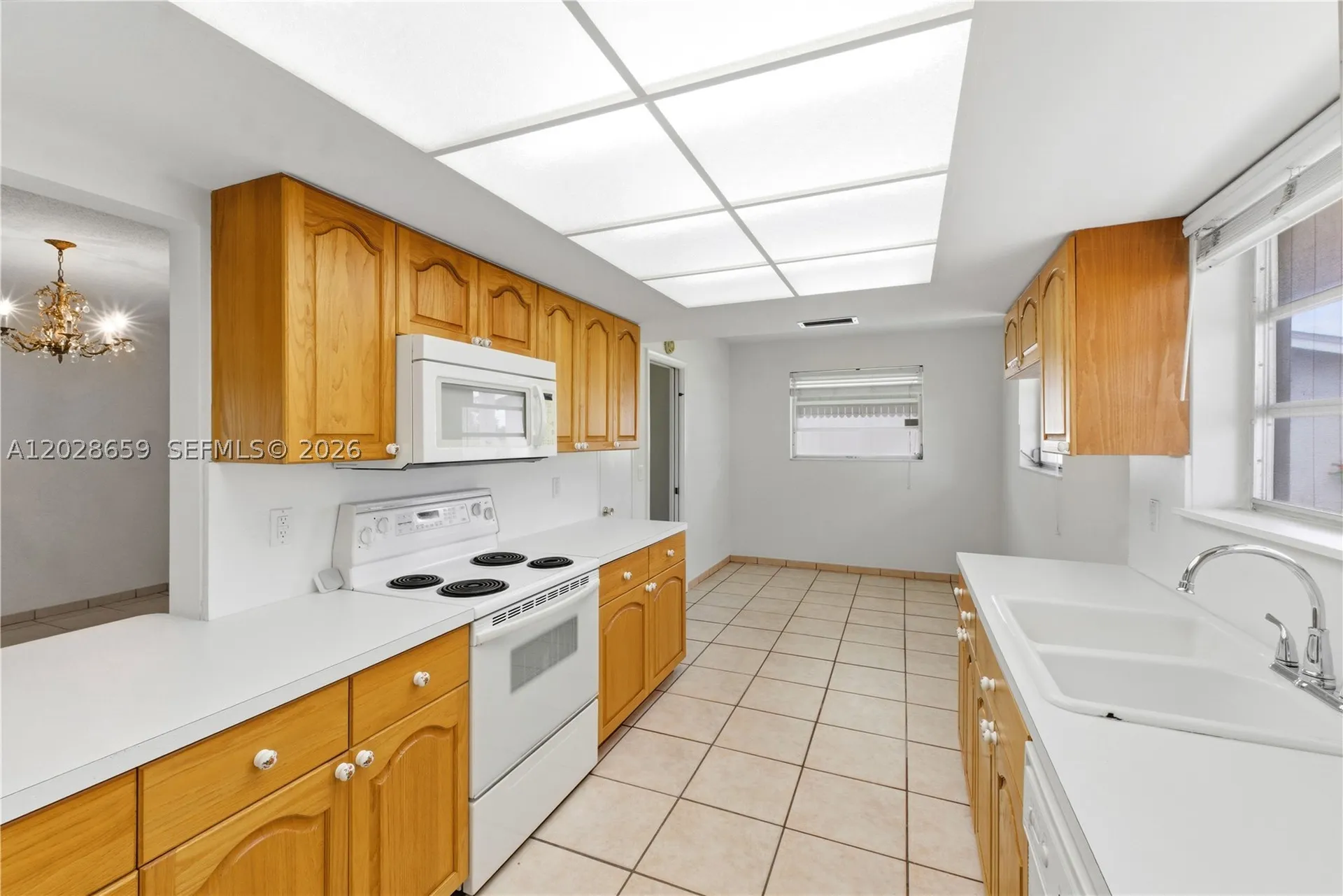 2210 N 52nd Avenue Hollywood FL 33021