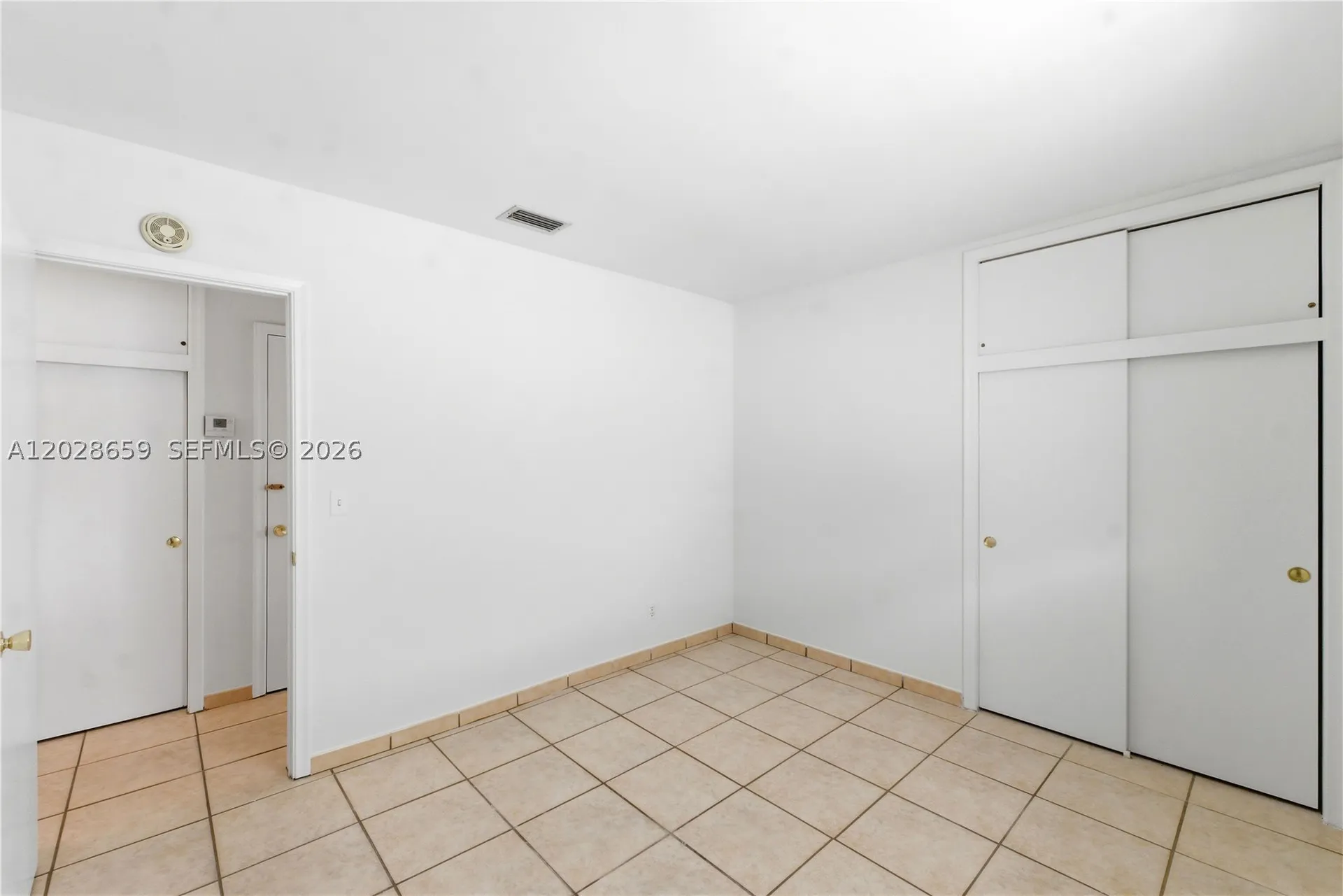 2210 N 52nd Avenue Hollywood FL 33021
