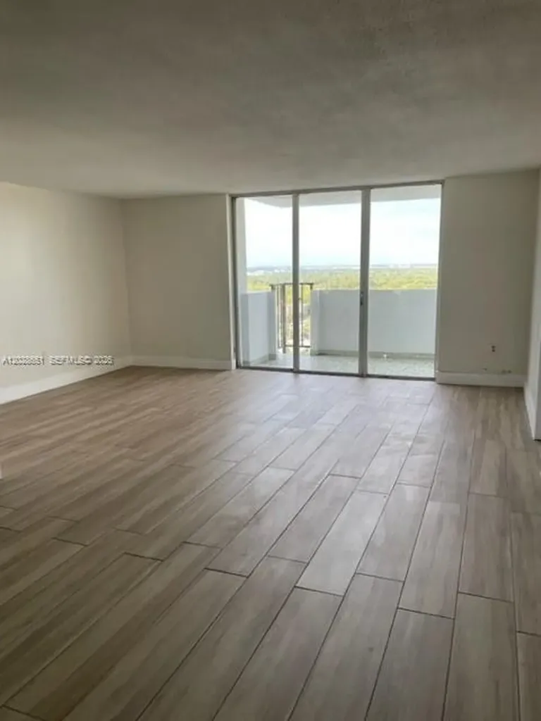 2750 NE 183rd Street Aventura FL 33160