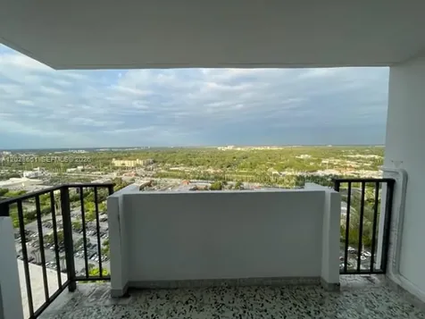 2750 NE 183rd Street Aventura FL 33160
