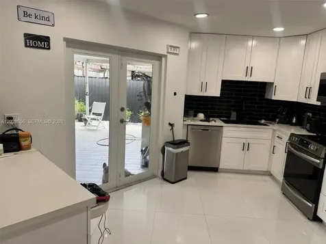 1131 SW 110th Avenue Pembroke Pines FL 33025