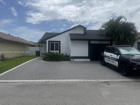 1131 SW 110th Avenue Pembroke Pines FL 33025