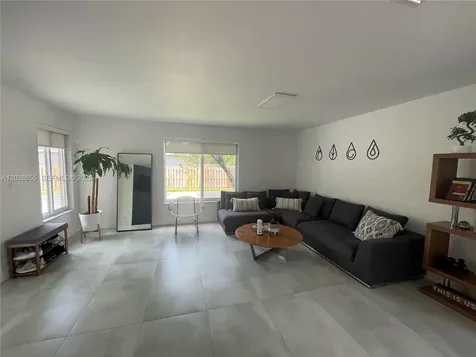 5733 NW 100th Court Doral FL 33178