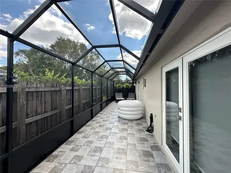 5733 NW 100th Court Doral FL 33178