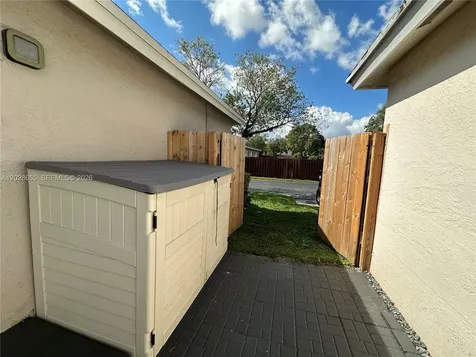 5733 NW 100th Court Doral FL 33178