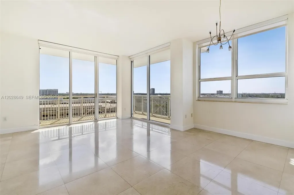 19501 W Country Club Drive Aventura FL 33180