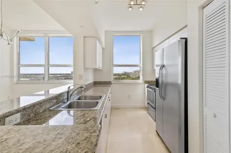 19501 W Country Club Drive Aventura FL 33180