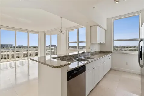 19501 W Country Club Drive Aventura FL 33180