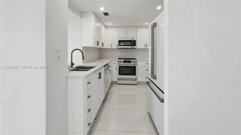 16710 NE 9th Avenue North Miami Beach FL 33162