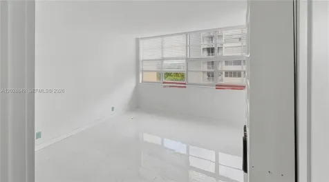 16710 NE 9th Avenue North Miami Beach FL 33162