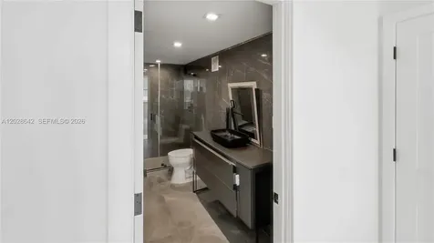 16710 NE 9th Avenue North Miami Beach FL 33162