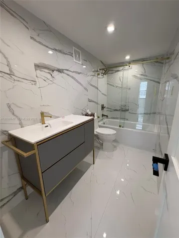 16710 NE 9th Avenue North Miami Beach FL 33162