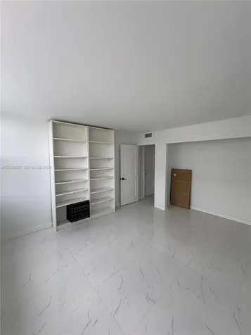16710 NE 9th Avenue North Miami Beach FL 33162