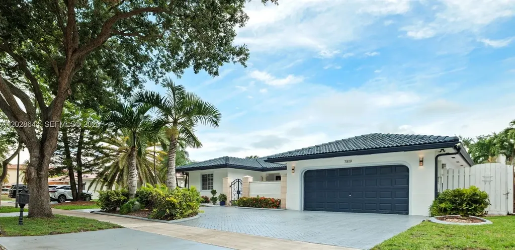 7819 NW 166th Terrace Miami Lakes FL 33016