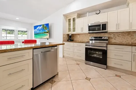 7819 NW 166th Terrace Miami Lakes FL 33016