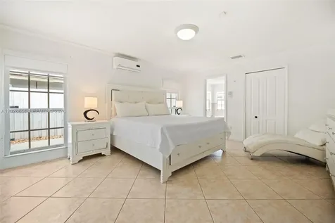 7819 NW 166th Terrace Miami Lakes FL 33016