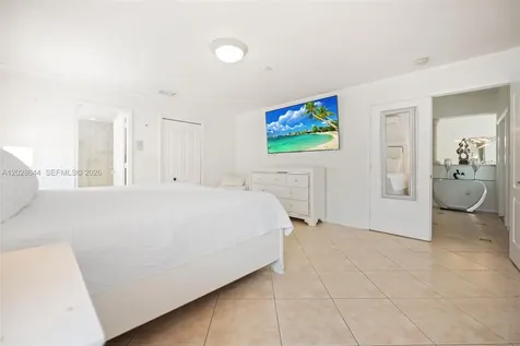 7819 NW 166th Terrace Miami Lakes FL 33016