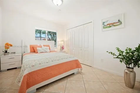 7819 NW 166th Terrace Miami Lakes FL 33016