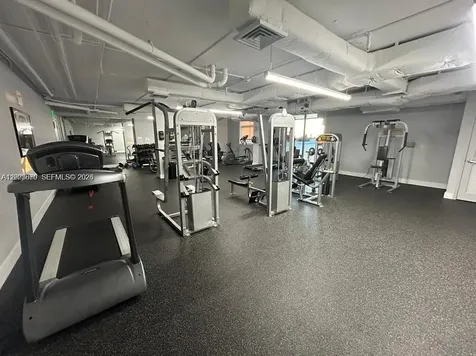 140 S Dixie Highway Hollywood FL 33020