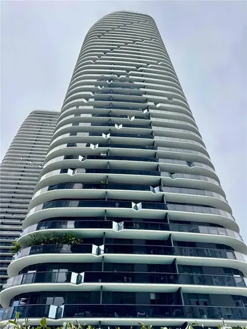55 SW 9th Street Miami FL 33130