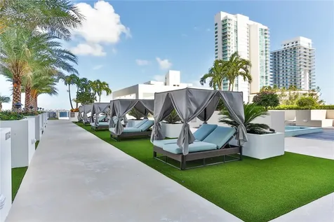 600 NE 27th Street Miami FL 33137