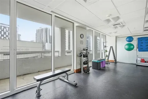 31 SE 5th Street Miami FL 33131