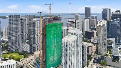 31 SE 5th Street Miami FL 33131