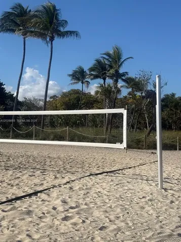 7928 Harding Avenue Miami Beach FL 33141