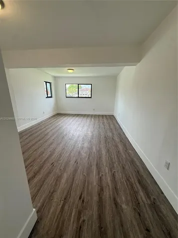 1014 W 66th Street Hialeah FL 33012