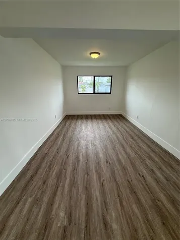1014 W 66th Street Hialeah FL 33012