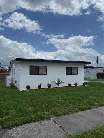 1014 W 66th Street Hialeah FL 33012