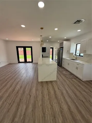 1014 W 66th Street Hialeah FL 33012