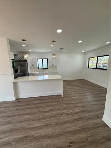 1014 W 66th Street Hialeah FL 33012