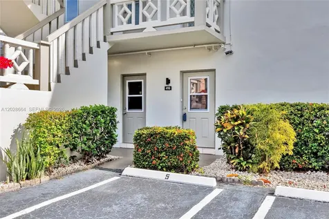 4805 NW 35th Street Lauderdale Lakes FL 33319