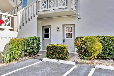 4805 NW 35th Street Lauderdale Lakes FL 33319