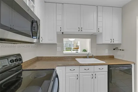 4805 NW 35th Street Lauderdale Lakes FL 33319